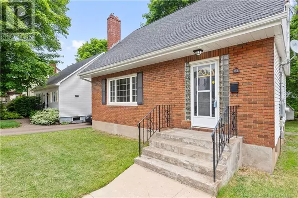 Moncton, NB E1C6A5,133 Maple Street