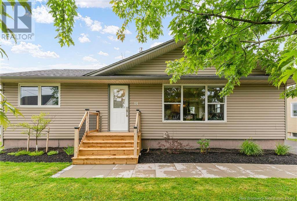 14 Ridgewood Avenue, Moncton, NB E1A3N9