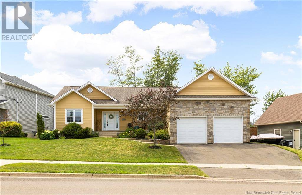 123 Erinvale Drive, Moncton, NB E1A6T4