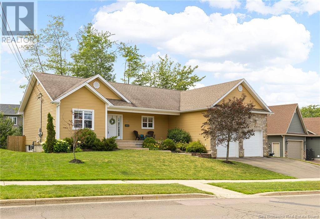 Moncton, NB E1A6T4,123 Erinvale Drive
