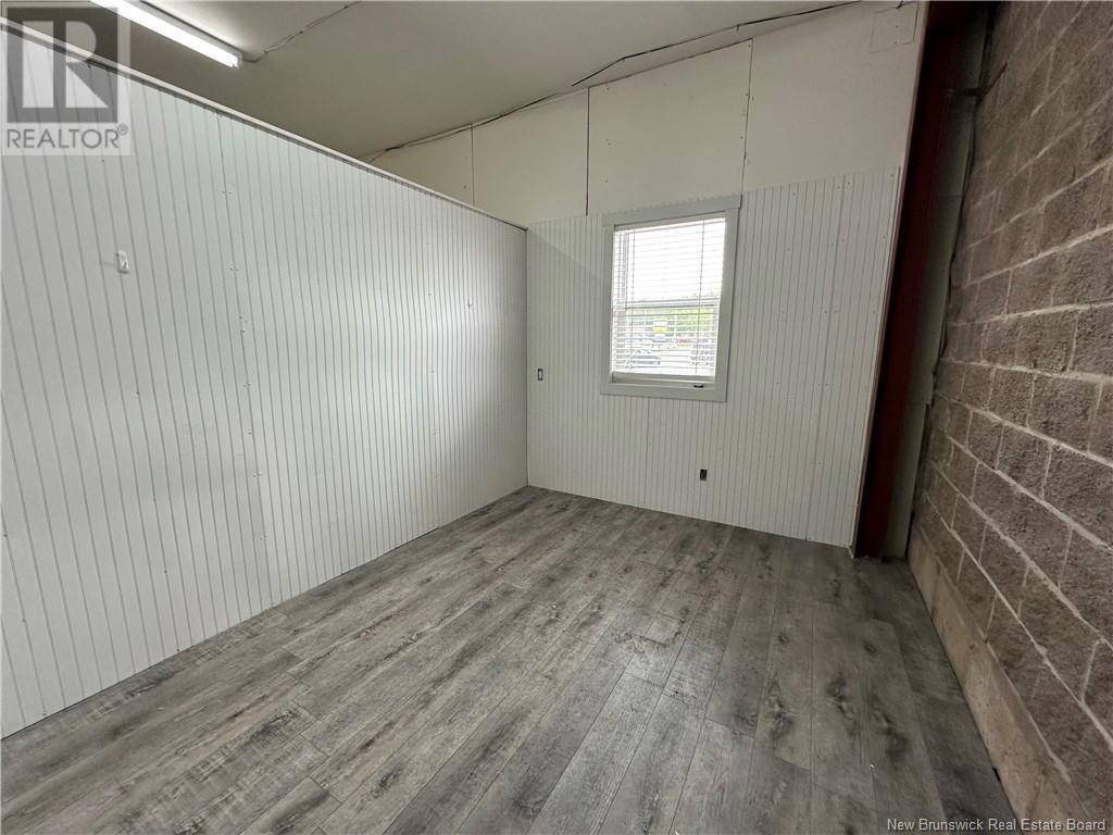 Saint John, NB E2K2Y5,379 Somerset Street Unit# 2