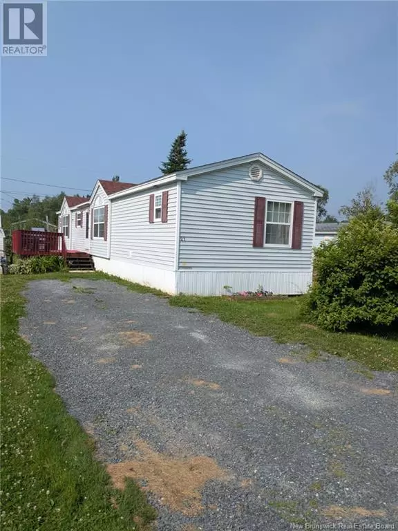 21 Ramsey Street, Lincoln, NB E3B6X1