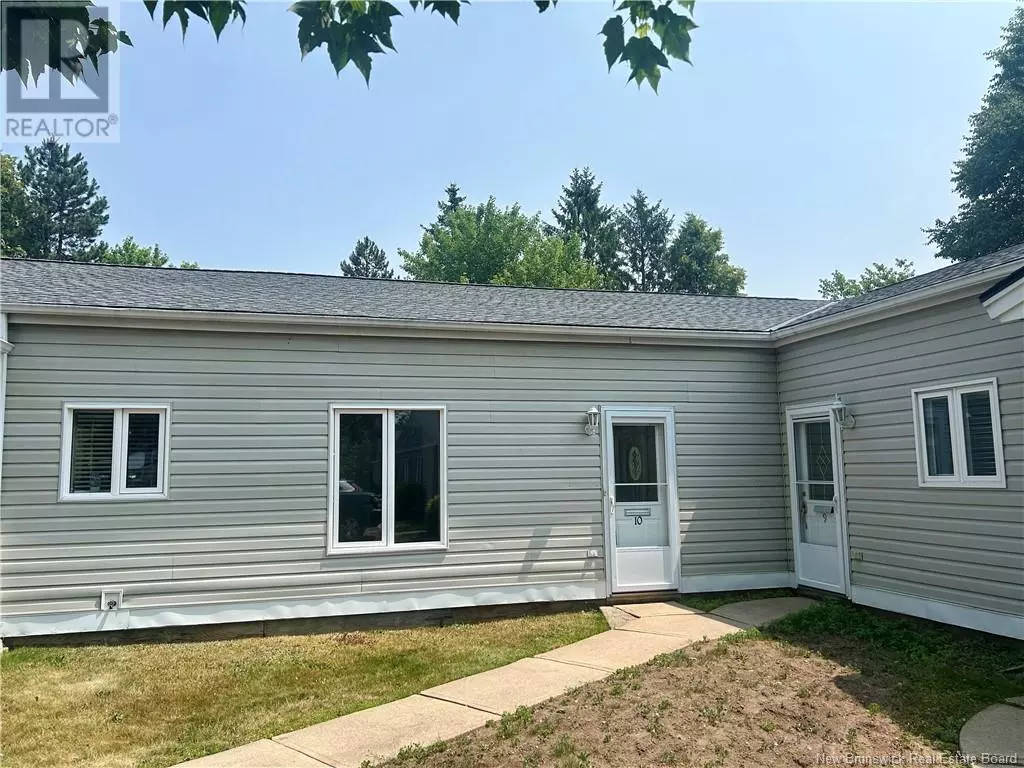 Moncton, NB E1A4R3,331 McLaughlin Drive Unit# 10