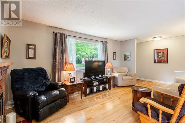 Moncton, NB E1E2X3,95 Coronation Drive