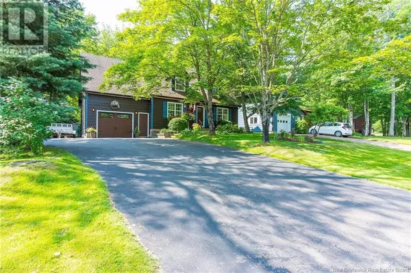 Moncton, NB E1G1T4,64 Oakmoor Terrace