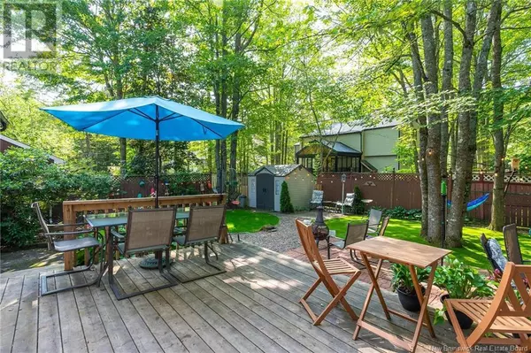 Moncton, NB E1G1T4,64 Oakmoor Terrace