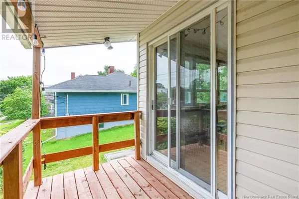 Saint John, NB E2K3M7,77 Cranston Avenue