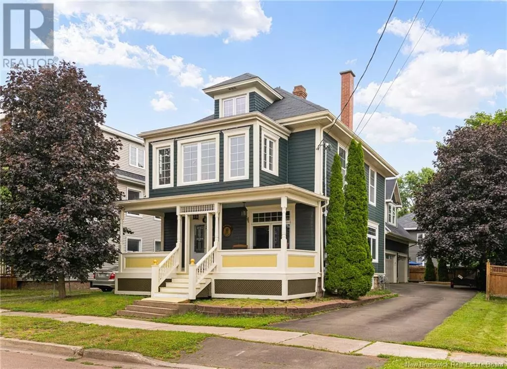 Moncton, NB E1C6L8,29 Norwood Avenue