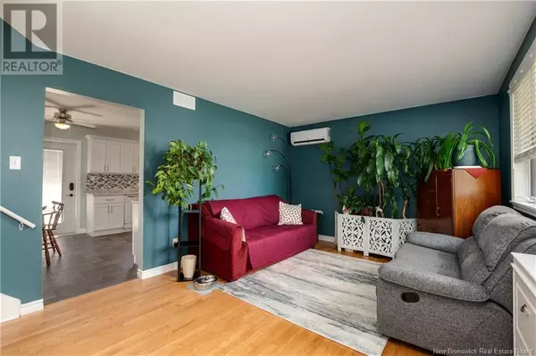 Moncton, NB E1G1Z2,115 Morningside Drive