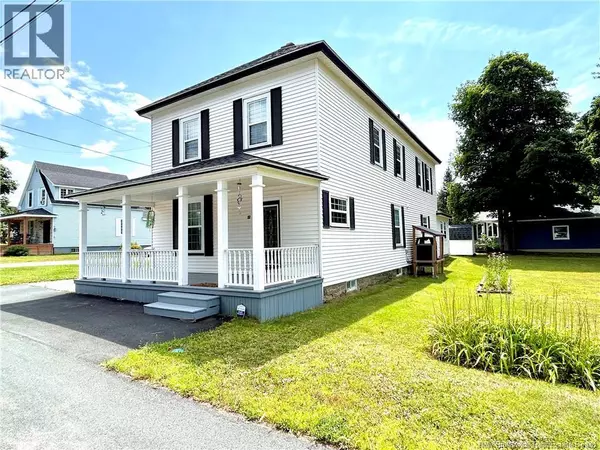 Miramichi, NB E1N2K3,52 Princess Street