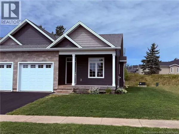 652 Royal Oaks Boulevard, Moncton, NB E1H3S7
