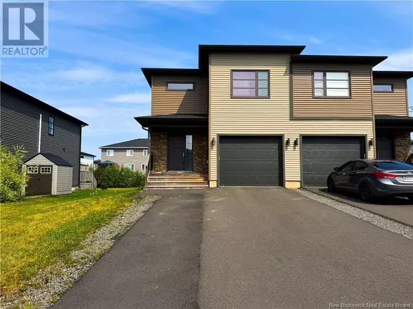 49 Francfort Crescent, Moncton, NB E1G5W6