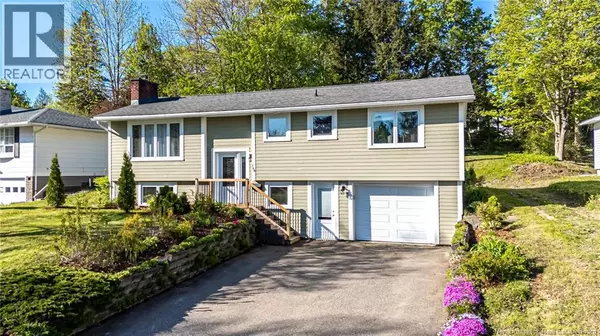 164 Lynhaven Street, Fredericton, NB E3B2V4