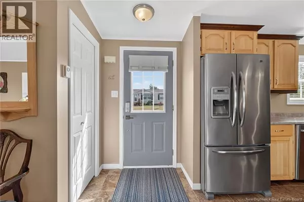 Moncton, NB E1H3K6,10 Gentian Street