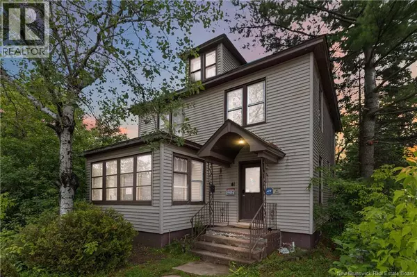 41 Macaleese, Moncton, NB E1A3M1