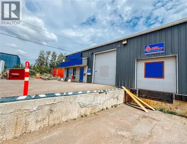 Moncton, NB E1H2R4,75 Urquhart Avenue