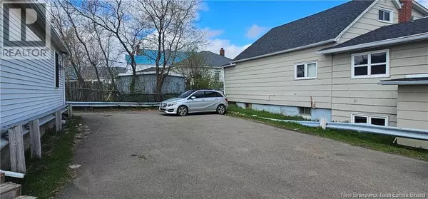 Moncton, NB E1C2R7,815 Mountain Road