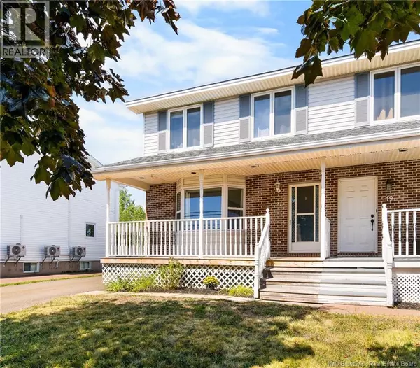21 Rennick Road, Moncton, NB E1G2G8