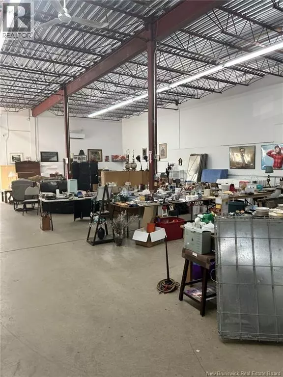 Moncton, NB E1C1B2,178 Albert Street