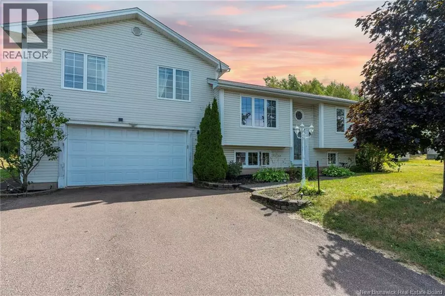 434 Fox Creek Road, Dieppe, NB E1A7M7