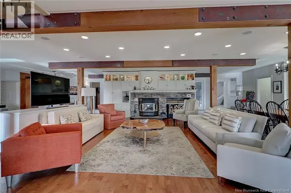 Douglas, NB E3G7J7,1124 Route 105