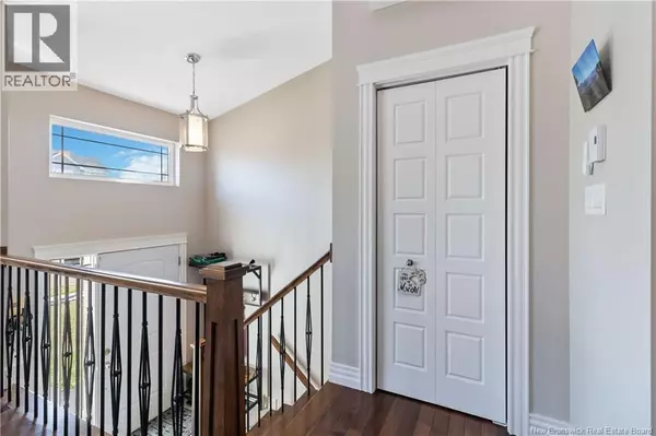 Moncton, NB E1G0X3,35 Holland Drive