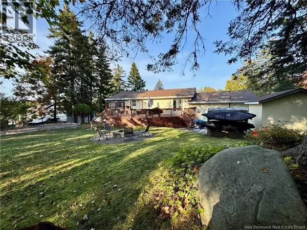 Quispamsis, NB E2E1T1,4 Country Crescent