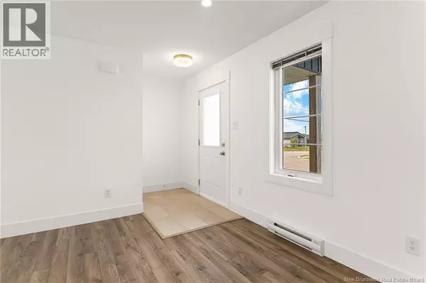 Moncton, NB E1K0A1,138-140 MacCoun