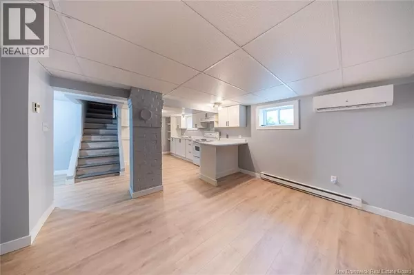 Moncton, NB E1A3L2,41 Vail Street