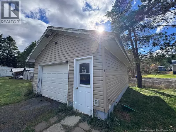 Plaster Rock, NB E7G2G3,305 Main Street