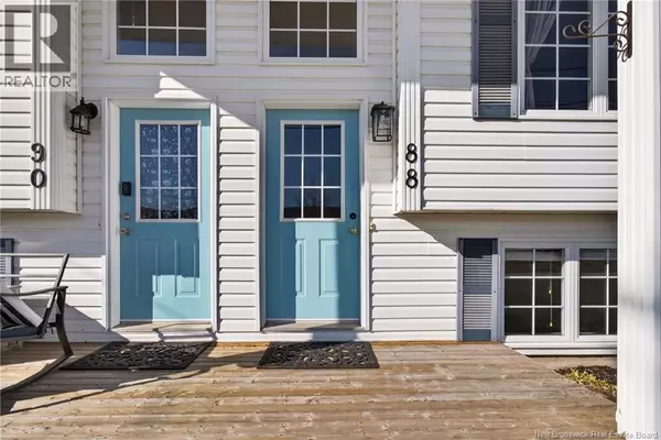 Moncton, NB E1E4V7,88 Penrose Street