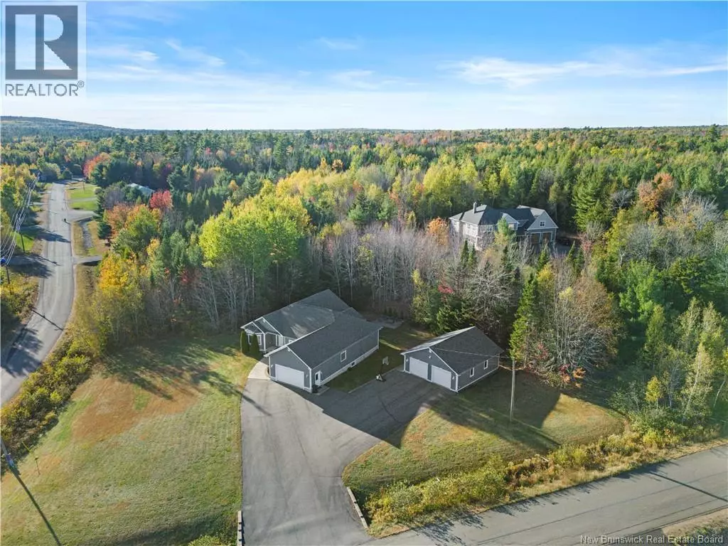 Hanwell, NB E3E2P8,7 Starling Crescent