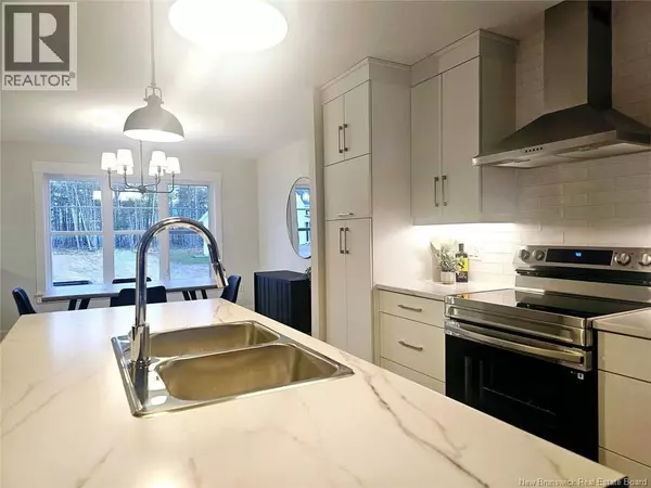 Dieppe, NB E1A8P5,126 Elsliger Street