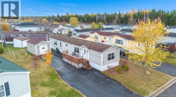 Fredericton, NB E3A3V4,11 Stewart Street