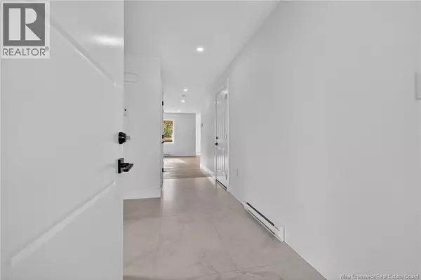 Moncton, NB E1G2V9,894 Ryan Street