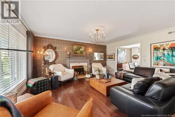 Moncton, NB E1A2T1,424 Shediac Road