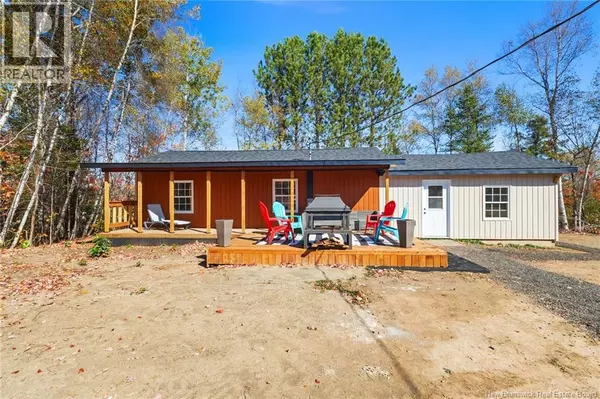 Minto, NB E4B3G7,19 Slope Road