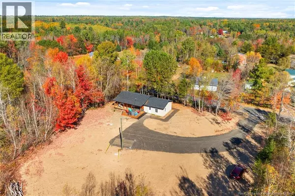 Minto, NB E4B3G7,19 Slope Road