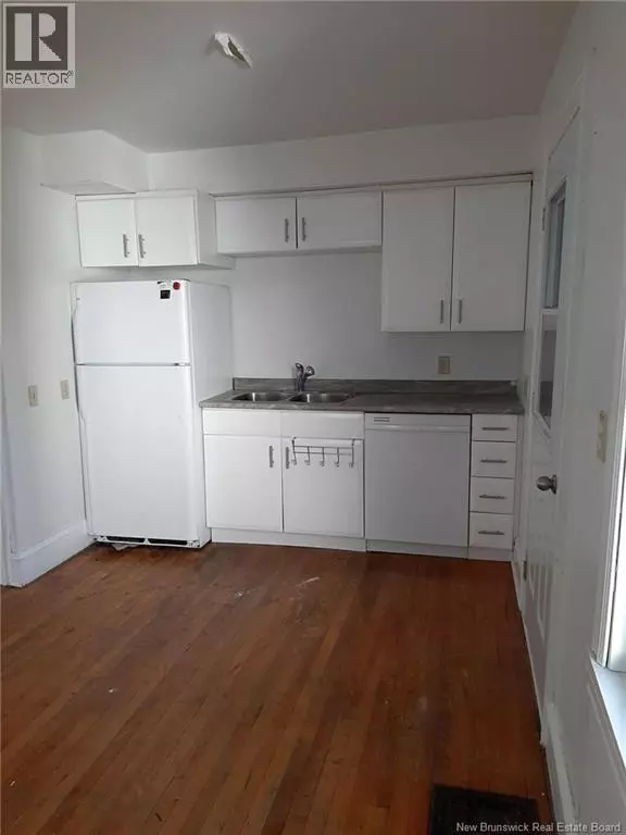 Fredericton, NB E3B3K3,447-449 Northumberland Street