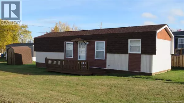 15 Lilac Avenue, Riverview, NB E1B5A2