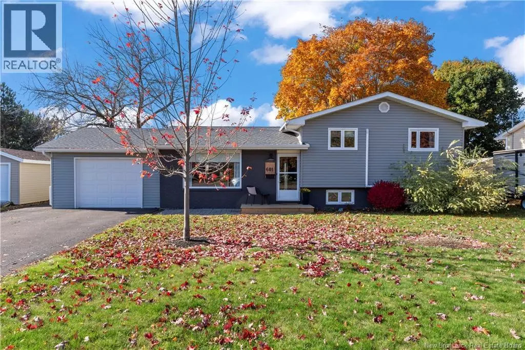 Dieppe, NB E1A1C7,601 Charline Avenue