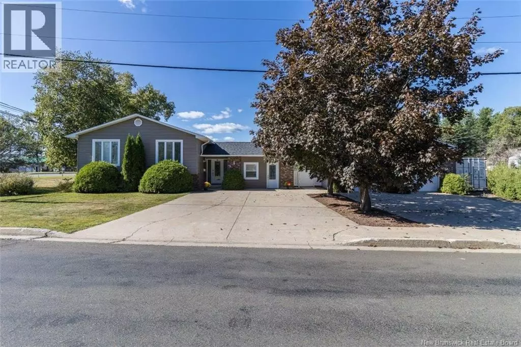 Fredericton, NB E3A8R6,5 Timber Lane