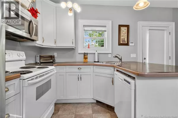 Moncton, NB E1C1M5,105 Gordon Street