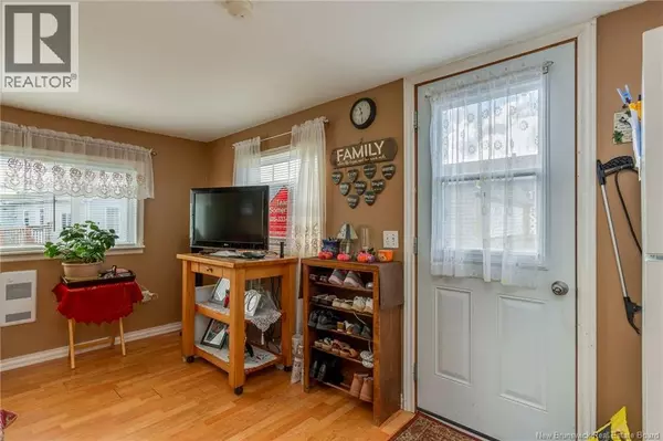 Saint John, NB E2J2S4,25 Swallow Street