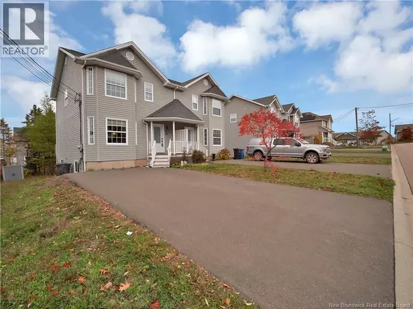 Dieppe, NB E1A9C5,33 Chianti Street