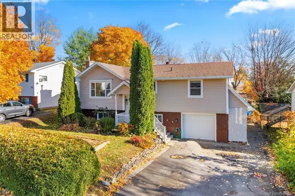 Fredericton, NB E3A4Z9,32 Linden Crescent