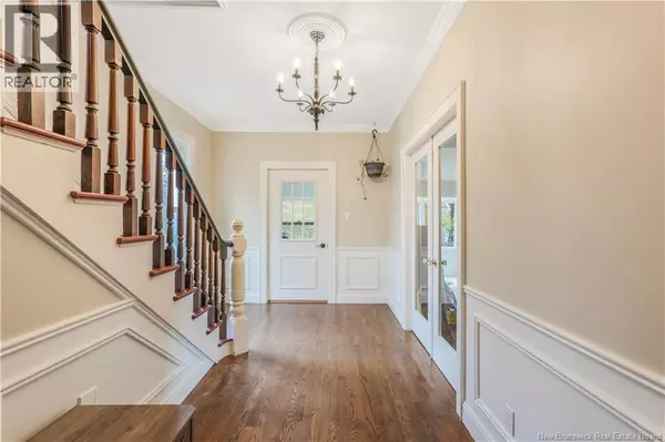 Fredericton, NB E3A1A9,292 Sunset Drive