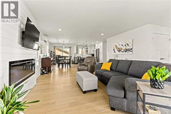 Dieppe, NB E1A9L4,22 Donat Crescent