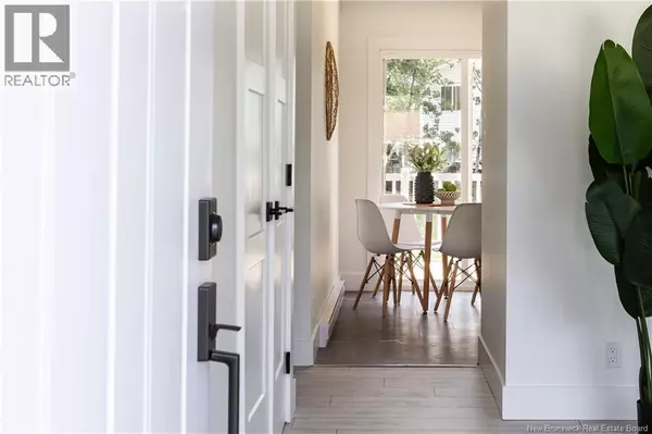 Moncton, NB E1A5K5,44 Teesdale