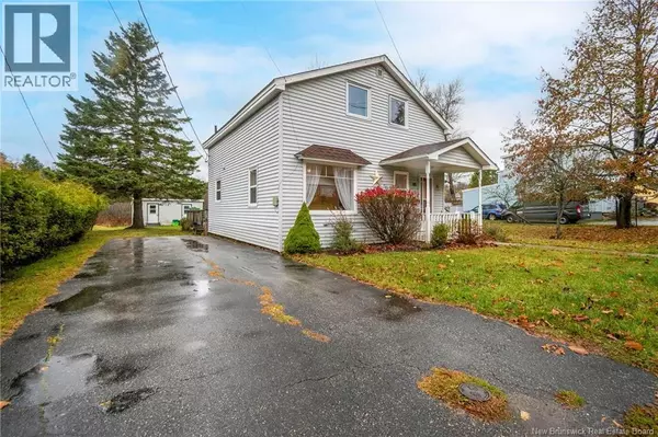 93 Park St Ext, Saint John, NB E2K3S5